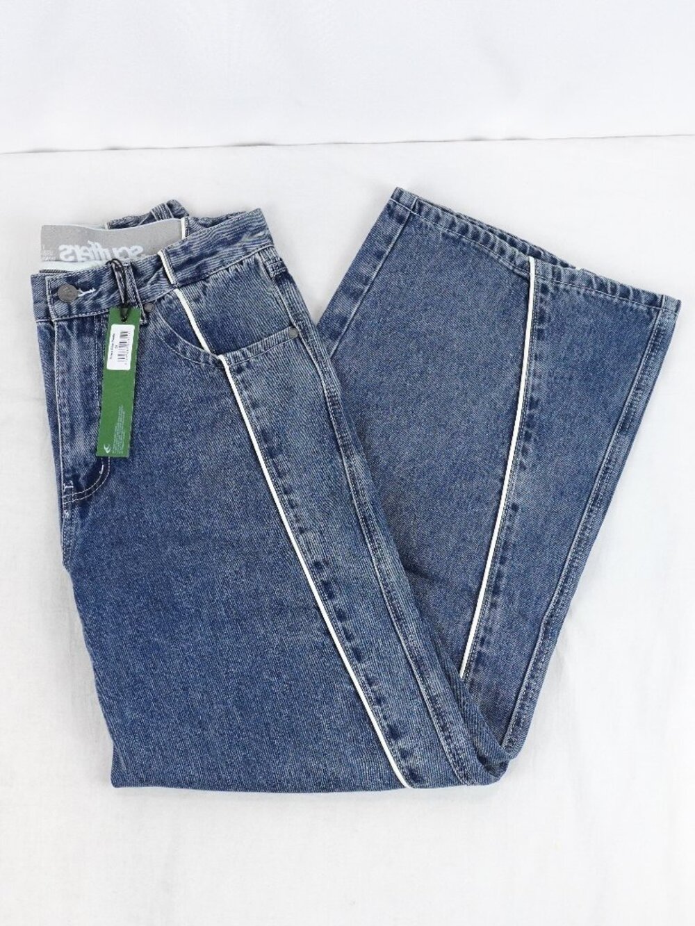 Scuffers Mowa Blue Mid Wash Wide leg Jeans w/ Contrast Piping - EU Size 34 - NWT